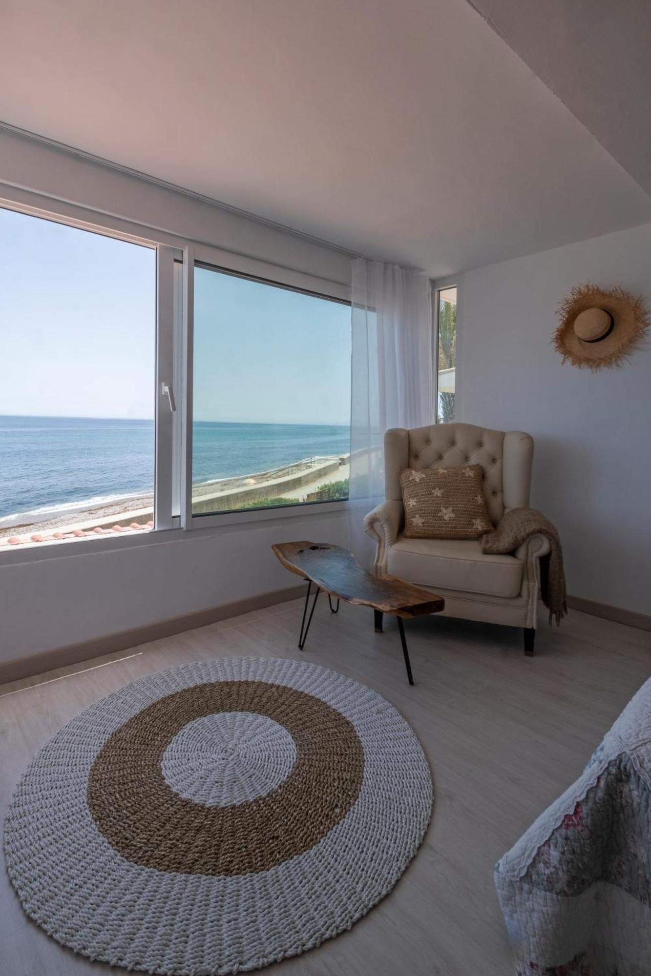 אסטפונה Beach Villa Dorada מראה חיצוני תמונה